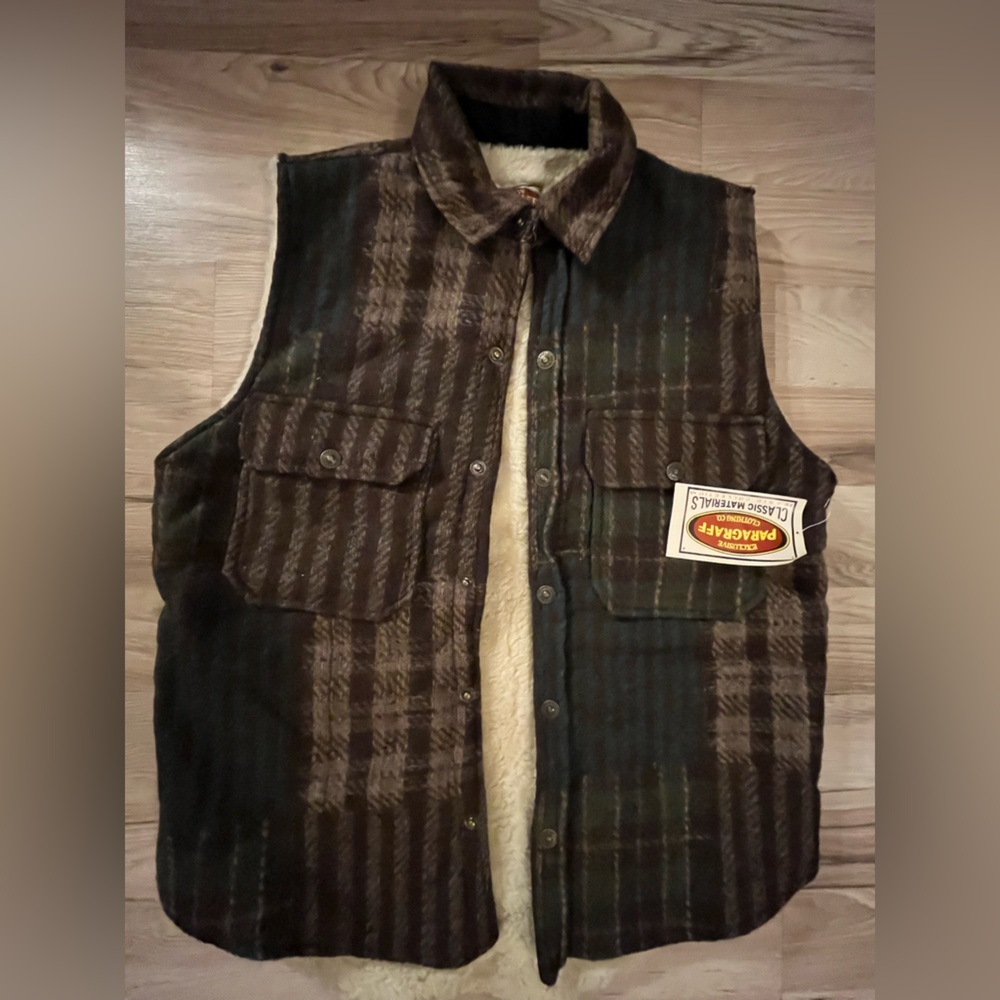 Vintage Paragraffe Brown Plaid Wool Vest with Sherpa Lining. NWT. Men’s Size M.